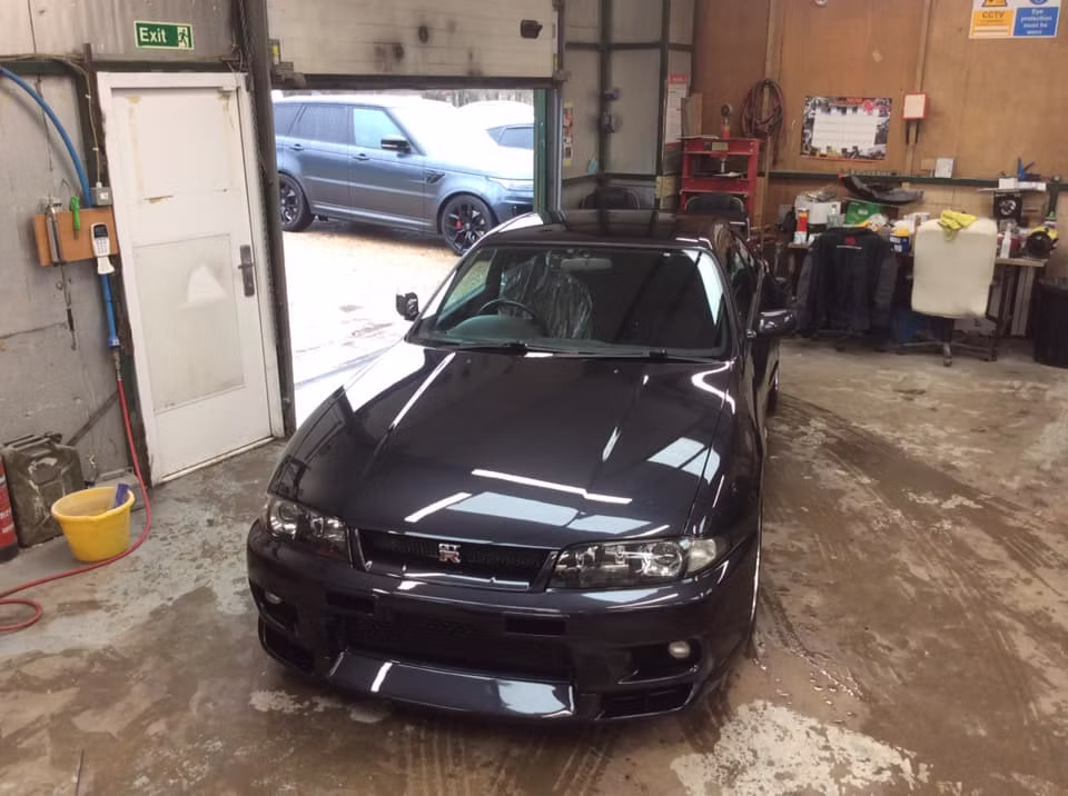 https://carbodyrepairsharlow.co.uk/wp-content/uploads/2025/06/de5e42_0298fb3f14814032a30d4062a9dbecd2mv2.avif